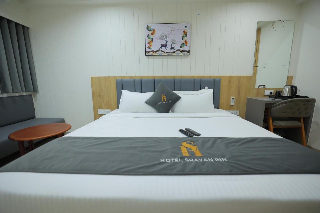 Hotel Shayan Inn Rajkot Extérieur photo