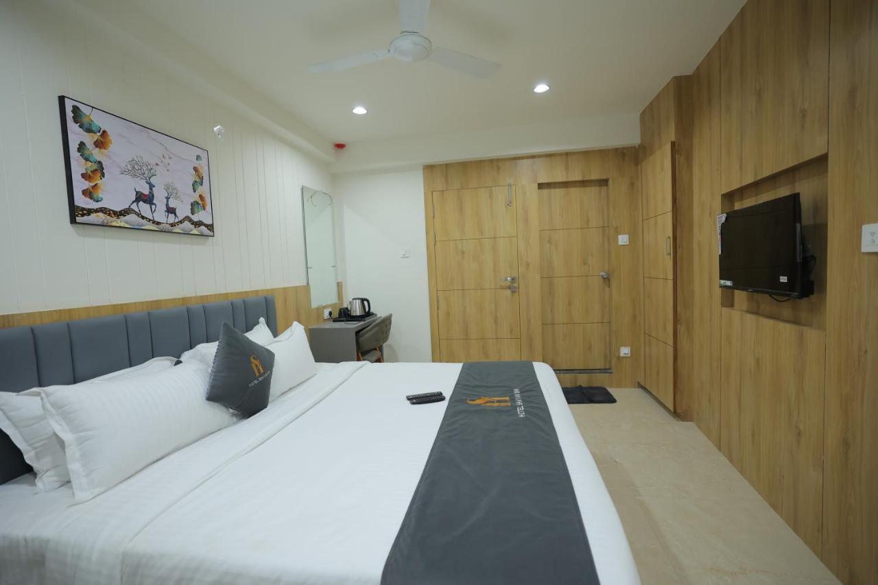 Hotel Shayan Inn Rajkot Extérieur photo